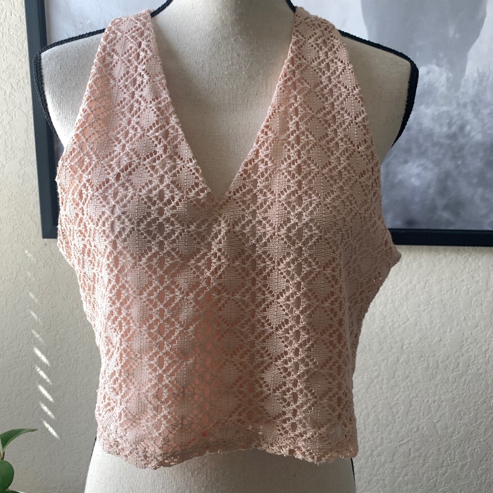 AND NOW THIS V-Neck Lace Crop Top Size Large